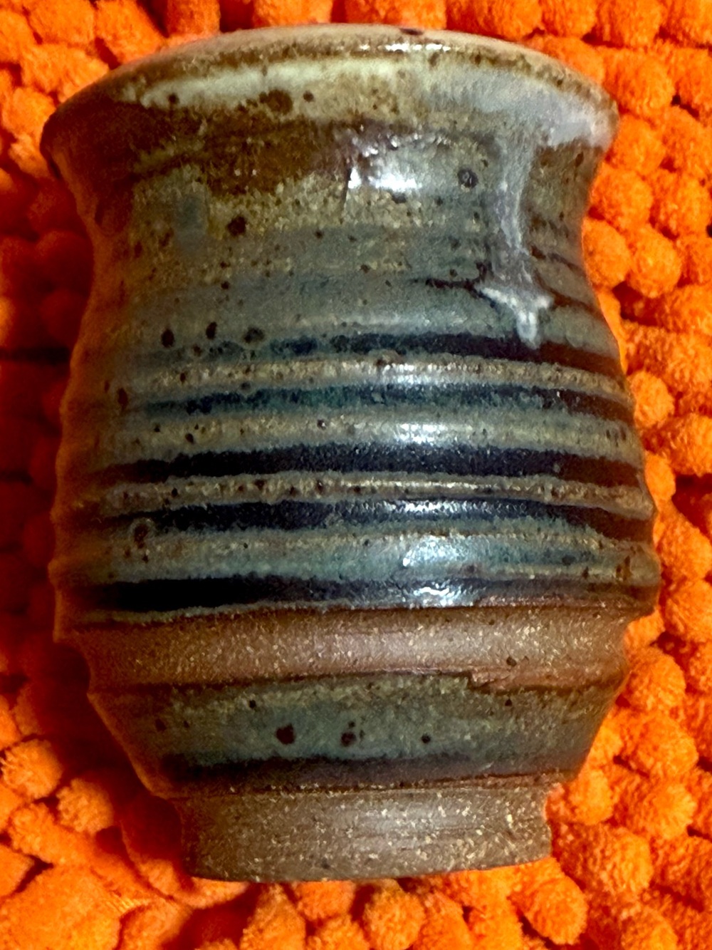 Vintage Hand Thrown Studio Pottery - Picture 6 of 12